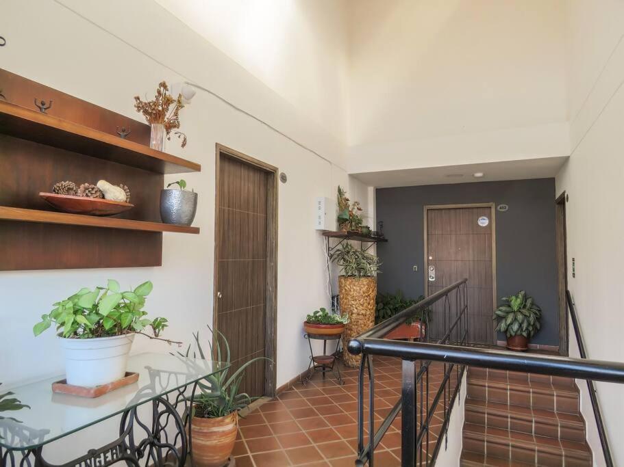 Elegante Pent-house En Cuarto Piso Apartment Medellin